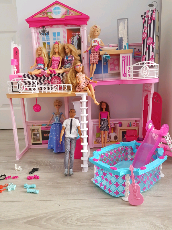 ken doll house